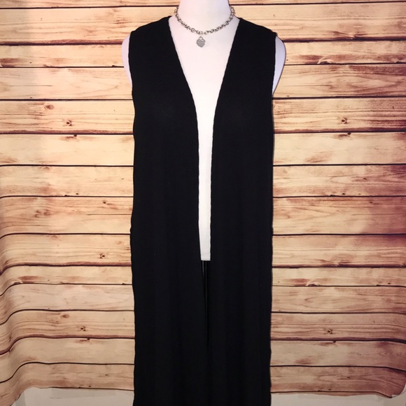 🚫SOLD🚫 LuLaRoe Black Ribbed Joy Duster Vest - Picture 2 of 7